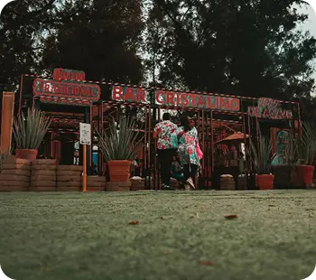 Cuervo tradicional cristalino bar puesto