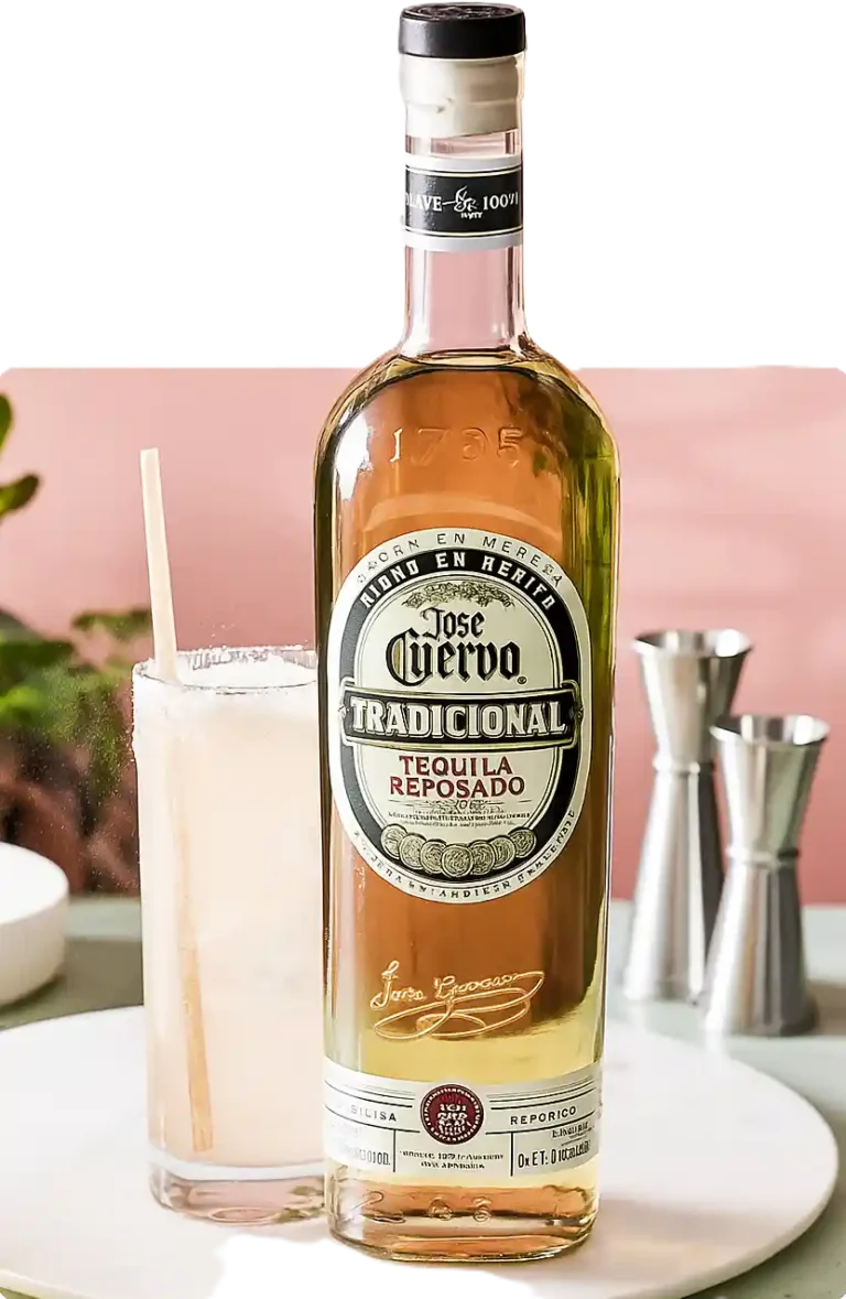 Botella de José Cuervo Tradicional
